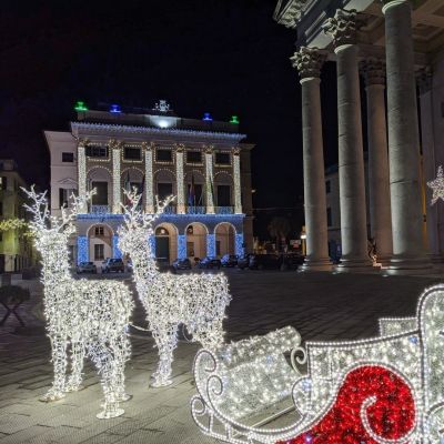 Luminarie Quarantelli Strutture da terra